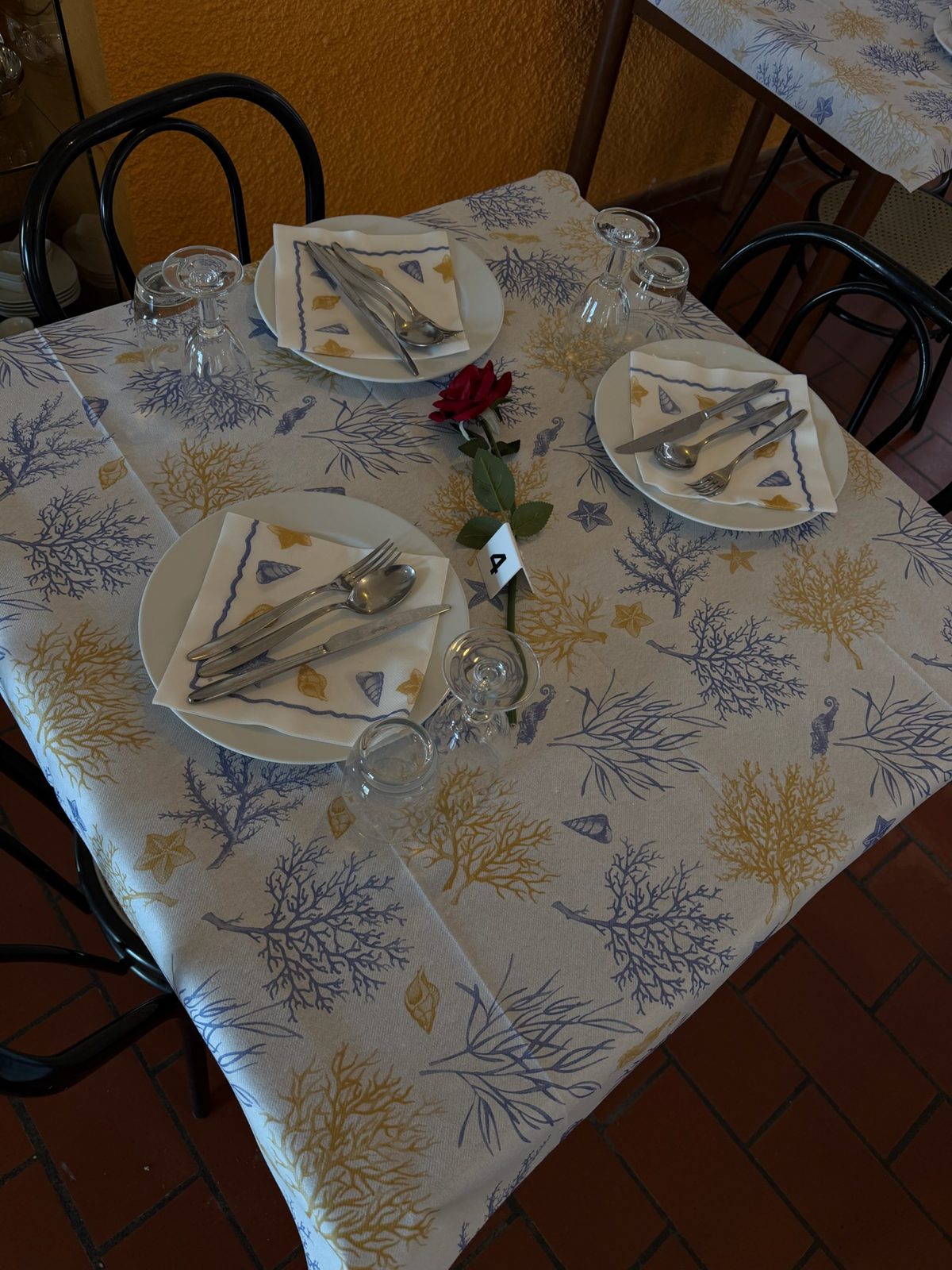 Romantic Table Setting